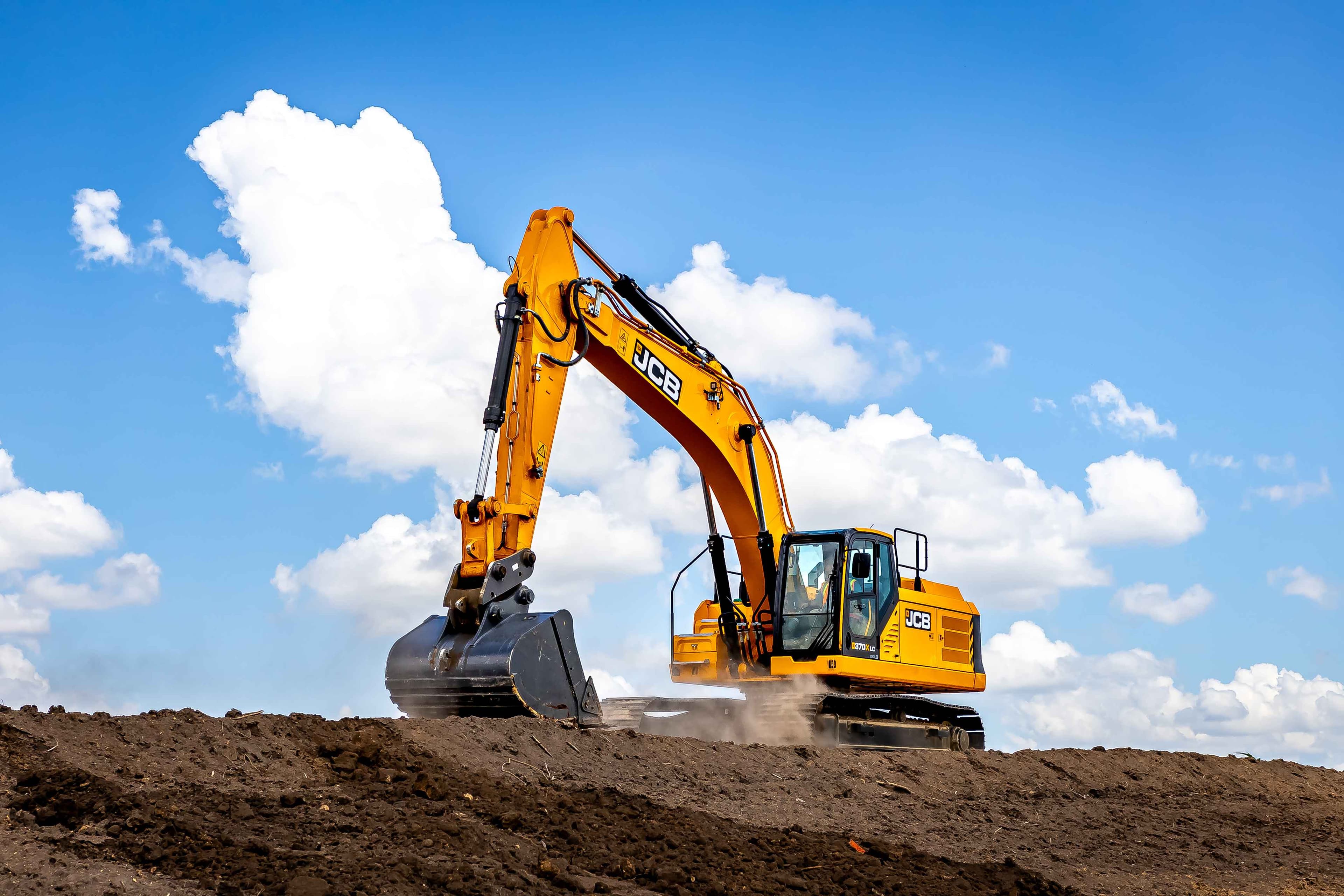 JCB Launches its Largest X Series Excavator with the New 370X