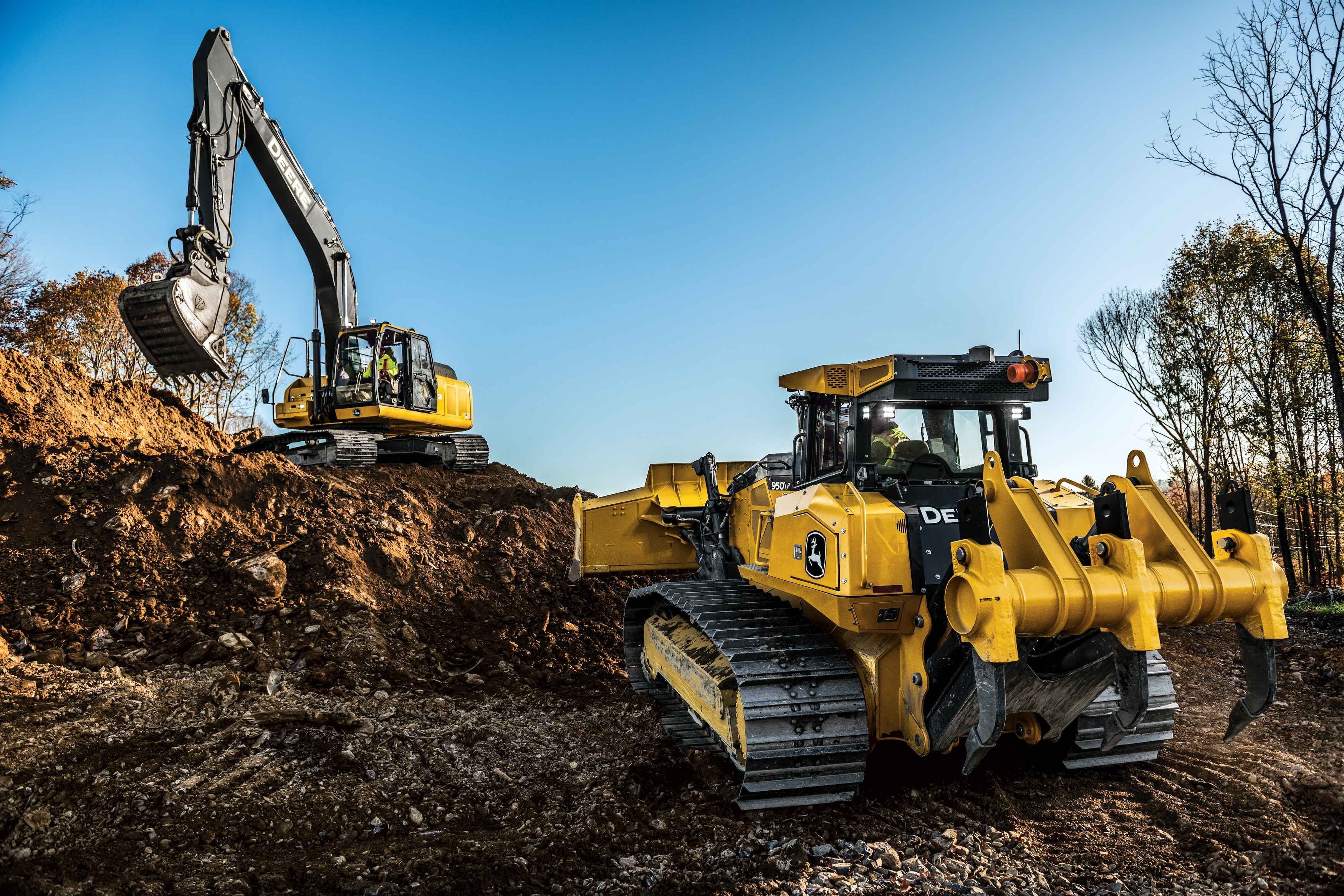 John Deere Celebrates 75 Years in Dozer Market With Commemorative Badge and New Innovations