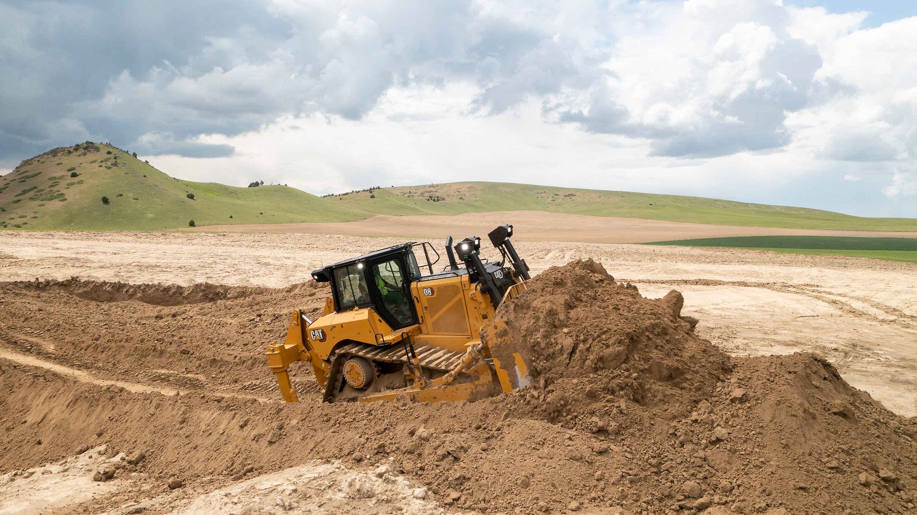 Caterpillar Unveils New Cat D8 Dozer With Advanced Technology and Enhanced Performance