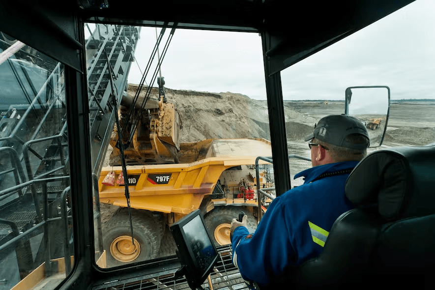 Caterpillar Adds Options for Rope Shovels